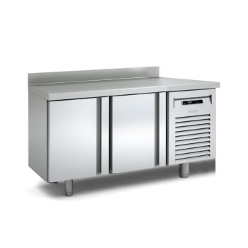 Mesa refrigerada Gastronorm de 270 cm con cinco puertas