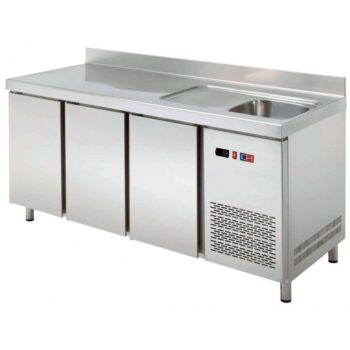 Mesa refrigerada snack de 149 cm con fregadero y dos puertas